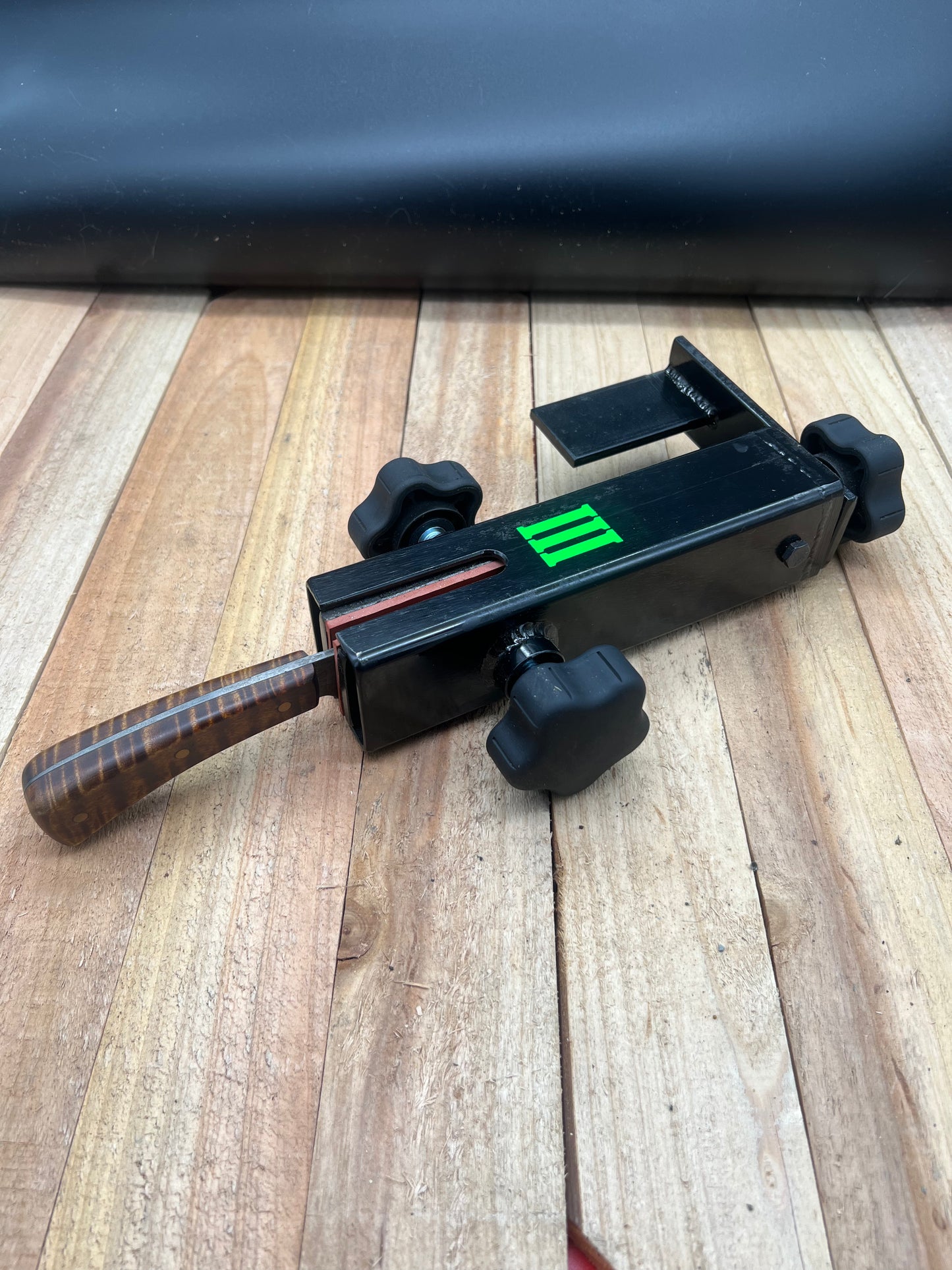 Knife vise (small)