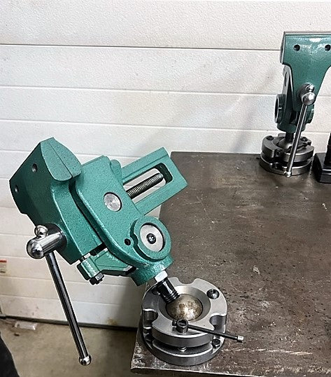 Thomletha 3.5" Parrot Vise – 360° Swivel Base, Precision Cast Iron, 4.75" Jaw Capacity